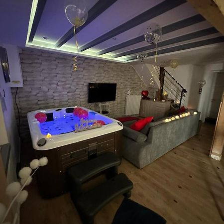 Maison Avec Spa Villa Maisdon-sur-Sevre Екстериор снимка